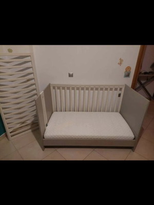 Casa Baby Cot like new