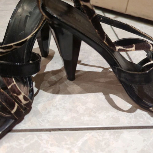 Nine West pony skin sandals used, size 37, black