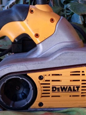 DeWalt DW433-QS - Κυλιόμενο τριβείο - επεξεργασίας ξύλου