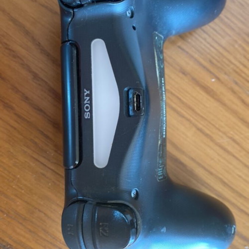 PS4 controller used, condition unknown, no cables