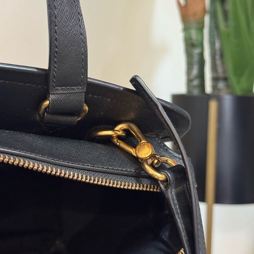 Marc Jacobs black shoulder bag like new