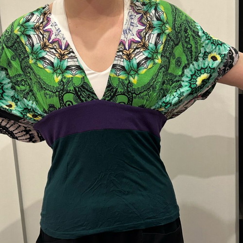 Xrtc blouse like new, multicolor green, size S