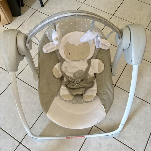 Ingenuity Comfort 2 Go baby bouncer with music and timer