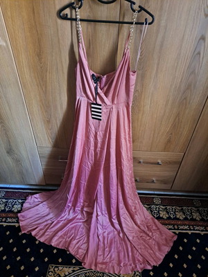Lynne pink dress new, ideal for wedding and baptism, size M to L