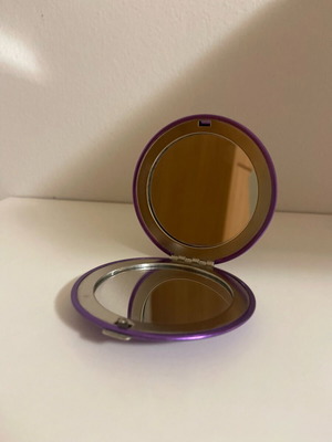 Καθρεφτάκι μακιγιάζ μωβ Miss Sixty μεταχειρισμένο