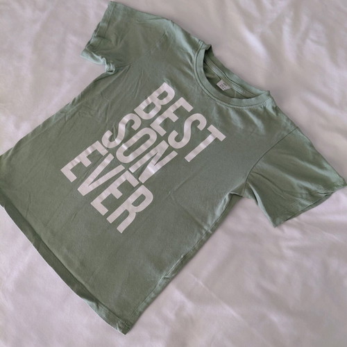 T-shirt for boy like new, pistachio/khaki, 6 years old