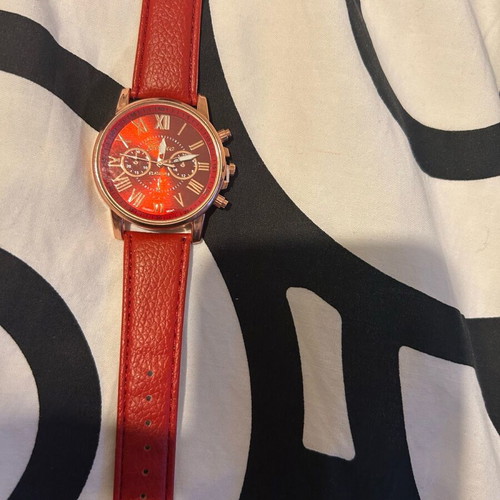 Unisex wristwatch new with red synthetic leather strap