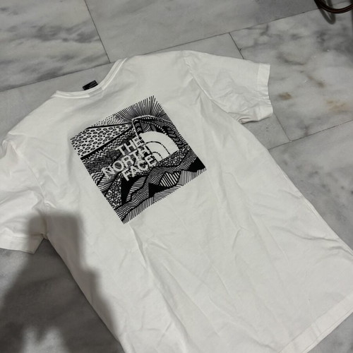 The North Face T-shirt, size Small, white