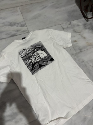 The North Face T-shirt, size Small, white