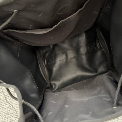 Roncato backpack used, grey, with minor signs of wear