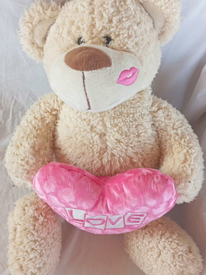 Large plush teddy bear with heart like new, 40 cm