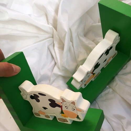 Wooden Cow Bookends like new