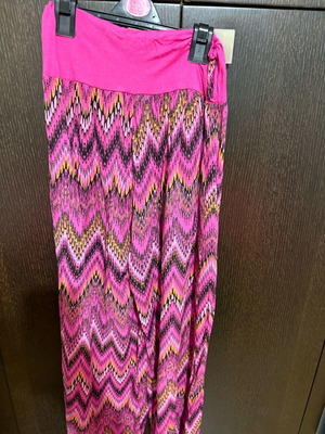 Boho pants L like new with ethnic fuchsia, black, and yellow pattern