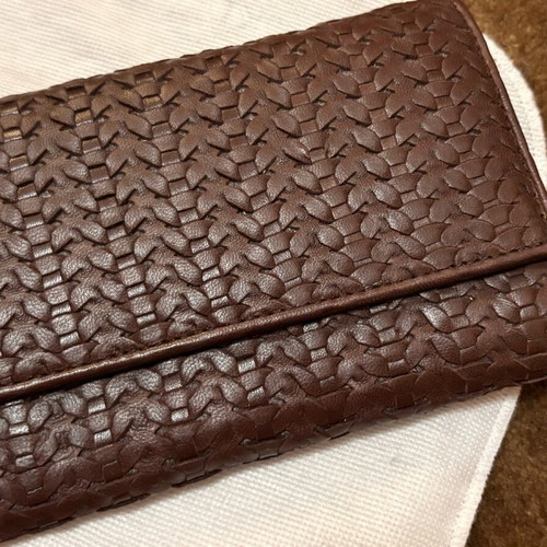 Lady Dior Woven brown wallet like new