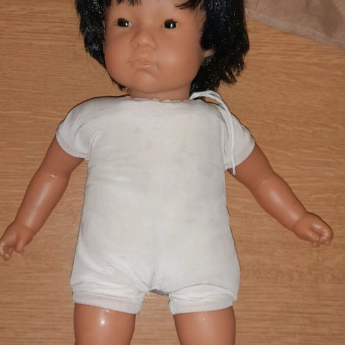Nine Artesanals Onil Spain vintage doll used without clothes