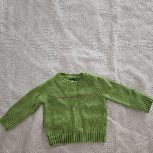 Girls' clothes used, 3 skirts and 1 Benetton pullover for ages 1-3