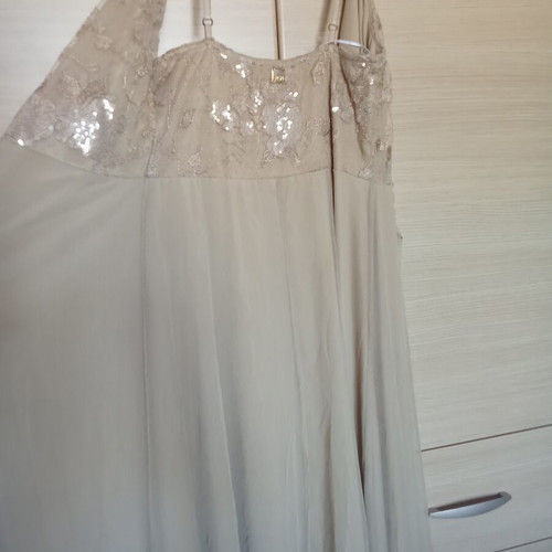 BSB long dress like new, size 38, sand color