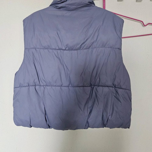 Zara cropped puffer vest used, size 11-12, purple