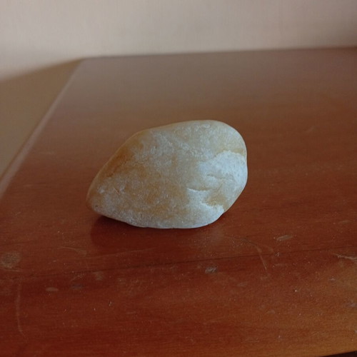 Authentic raw quartz crystal, 5 cm