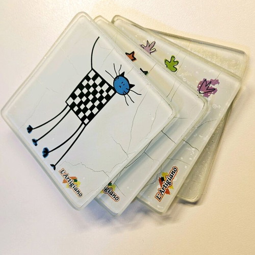 Glass coasters set of four with Pizza L'Artigiano designs