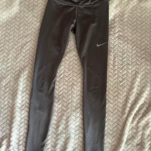 Κολάν Nike XS σαν καινούργιο, γκρι για 12 ετών