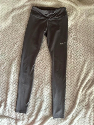 Κολάν Nike XS σαν καινούργιο, γκρι για 12 ετών