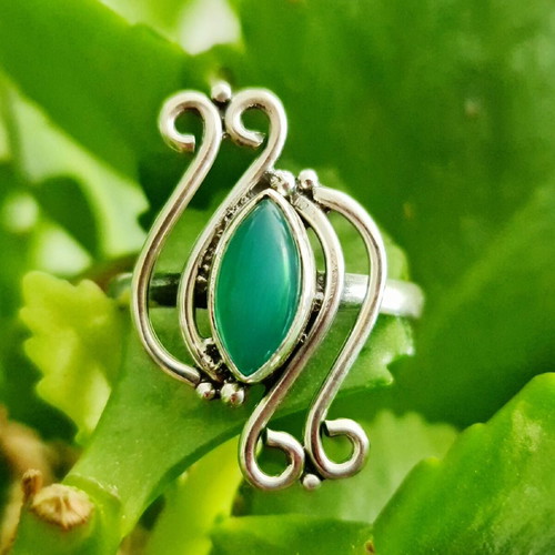 Silver ring with green onyx new