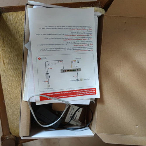 Vodafone ZTE ZXHN H267A router modem like new