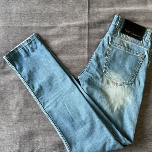 Dolce & Gabbana slim jeans like new, light wash, made in Italy