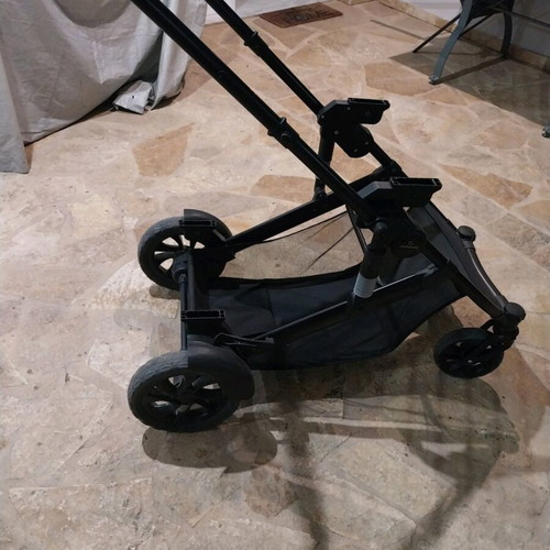 Motherbaby twin stroller 3 in 1 like new