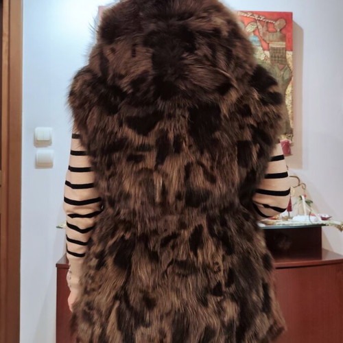 Fox Fur Vest new with leopard print hood, light and warm