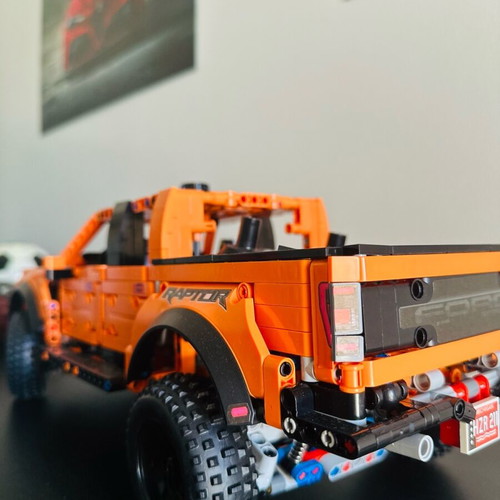 Ford Raptor Lego Technic like new, assembled