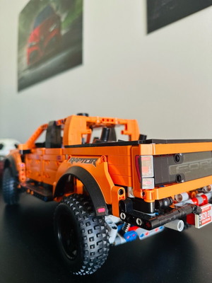 Ford Raptor Lego Technic like new, assembled