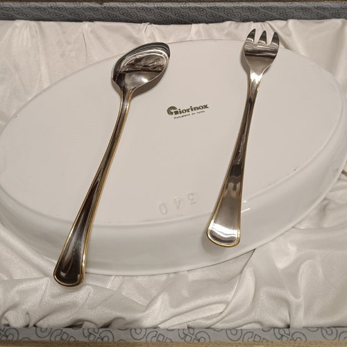 Giorinox serving platter set used, inox and porcelain