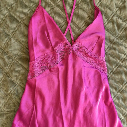 Hunkemöller satin and lace nightdress like new, pink, size M