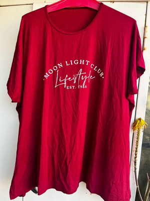 T-shirt used, comfortable everyday, size 5XL