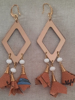 Large impressive earrings new