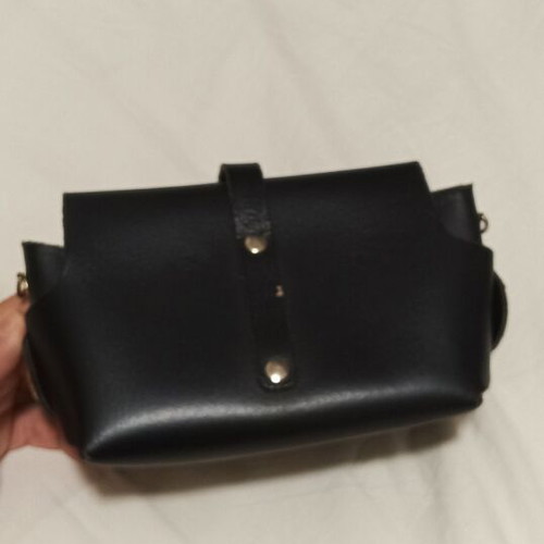 Leather handbag like new, black, timeless handmade design