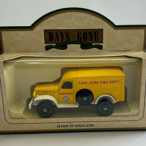Lledo 1986 Dodge 4x4 San Jose Fire Dept 1942 new