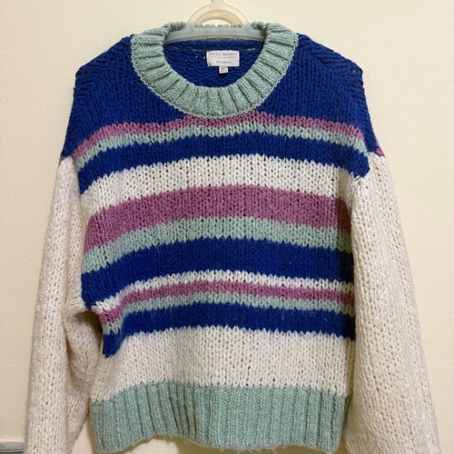 Pull & Bear Small sweater like new, white multicolor