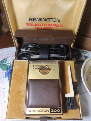 Vintage Ξυριστική Μηχανή Ηλεκτρική Remington Paris Selectric 300 Deluxe του 1960 σαν καινούργιο