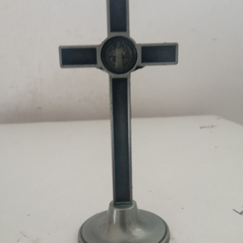 Crucifix 11 cm on base new