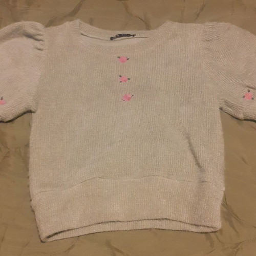 Zara knitted blouse almost new, size Medium, light green with pink flowers
