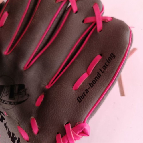 Franklin leather baseball glove 9 1/2" Junior like new