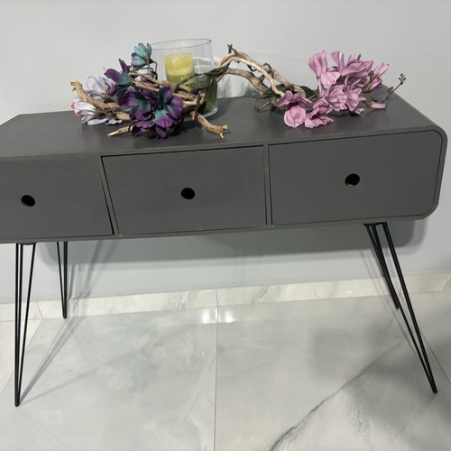 Console like new, slightly used