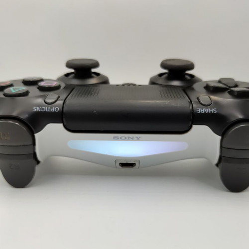 Sony PlayStation 4 ασύρματο χειριστήριο μεταχειρισμένο, μαύρο και άσπρο