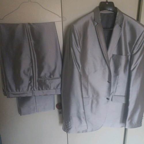 Men's suit like new, silver gray, size 56-58