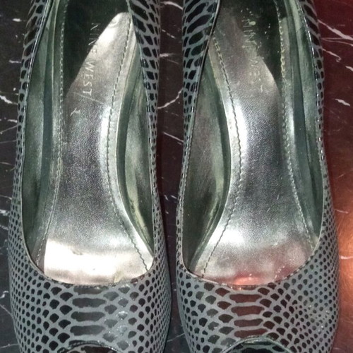 Nine West Peep Toe Leather Pumps Size 39 Used