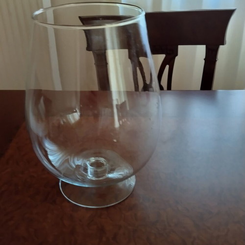 Glass vases and bowls for decoration