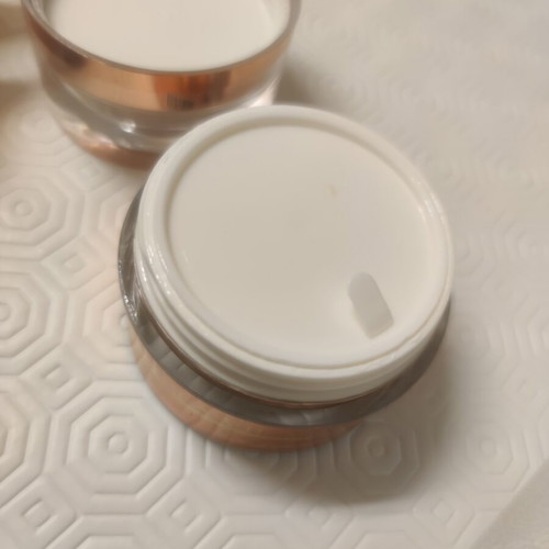 La Vie En Rose cream like new, moisturizing for very dry skin